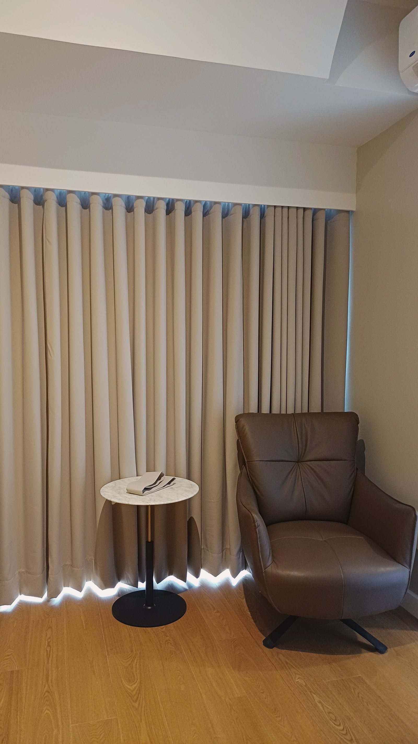 Seasons Residences interior design project by Rayon Wari